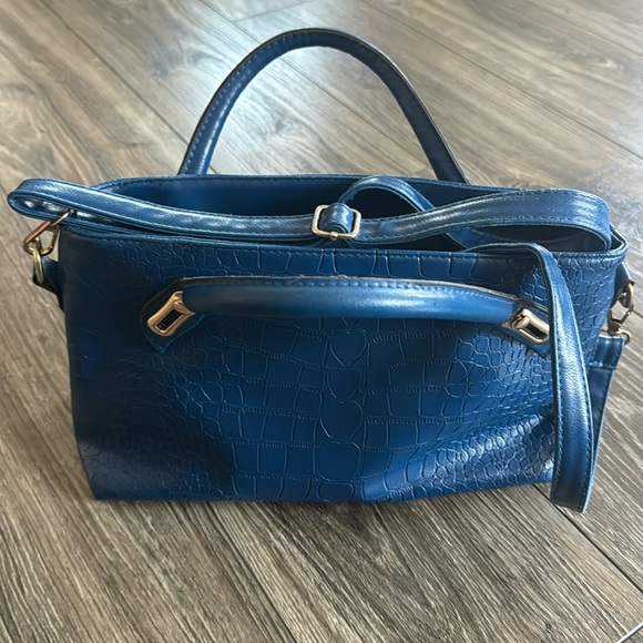 Vintage handbag - Picture 1 of 11